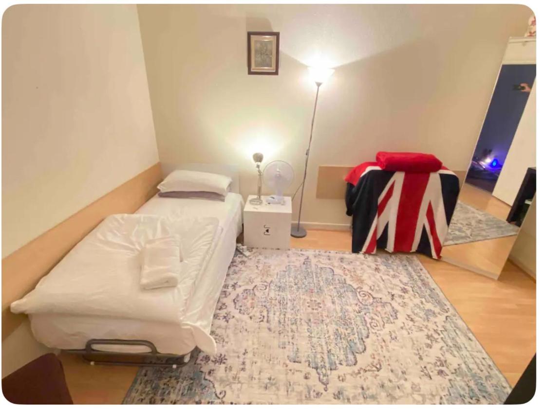 Single Room - Kings Cross, Female Only,, Guest Rooms London Kültér fotó