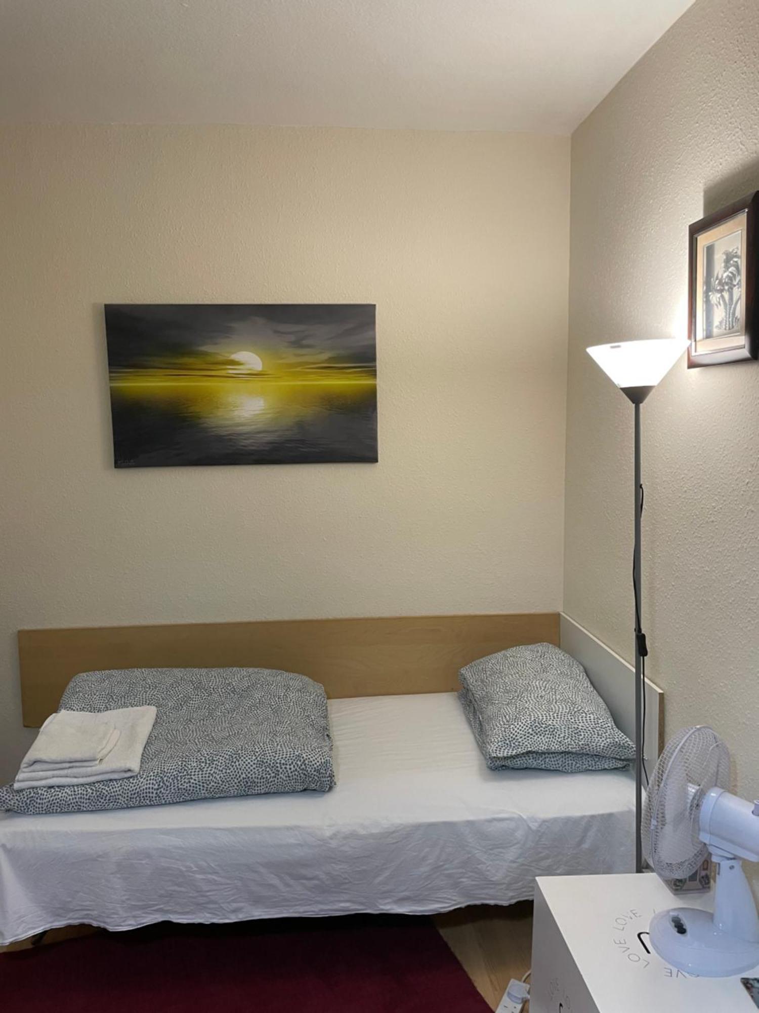 Single Room - Kings Cross, Female Only,, Guest Rooms London Kültér fotó